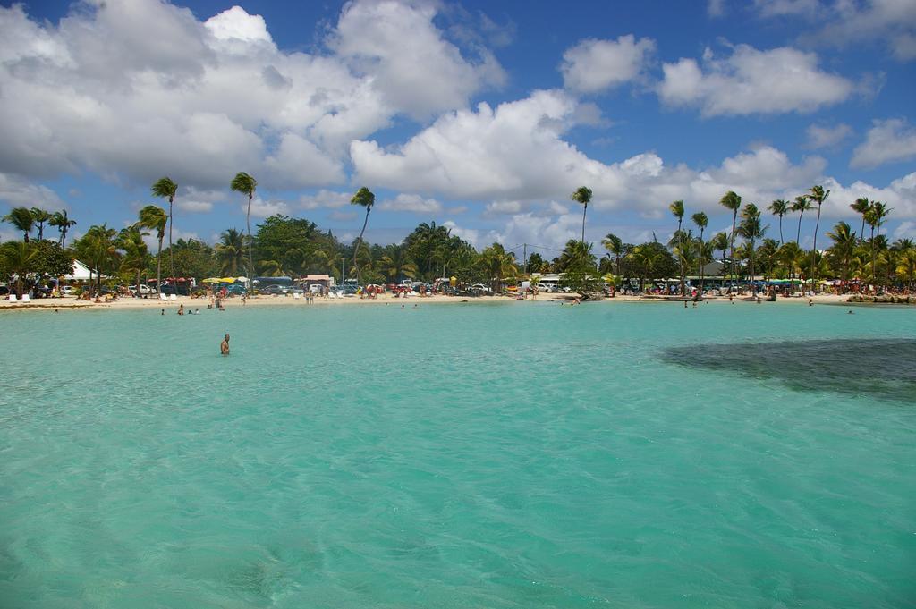 Kaz Creole Aventure Tropicale Insolite, Fibre, Jardin Et Jacuzzi Prives Saint-Francois  Exterior photo